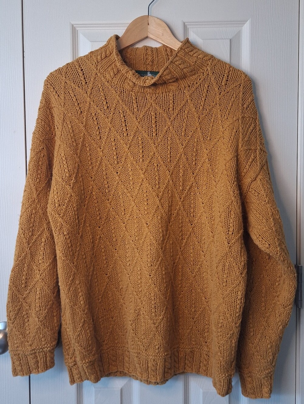 Vintage Hunt Club Men's Mustard Knitted Turtleneck Sweater Size Large